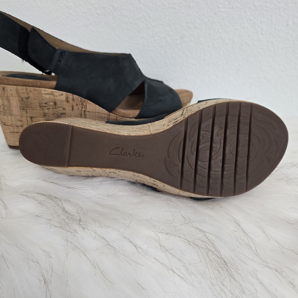 Clarks Artisan Wedge Sandals 8.5 - Picture 6 of 9